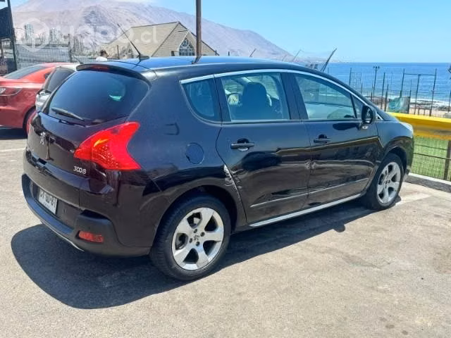 Peugeot 3008/ Station Wagon / año2011/ - Imagen 9