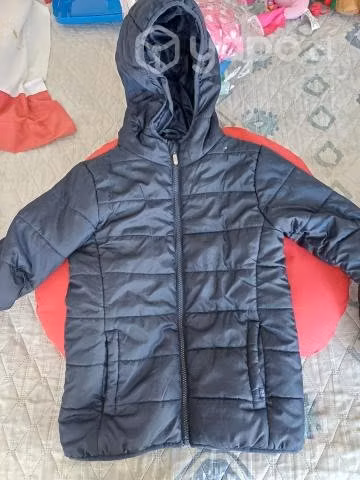 Se regala Parka Azul Colegio