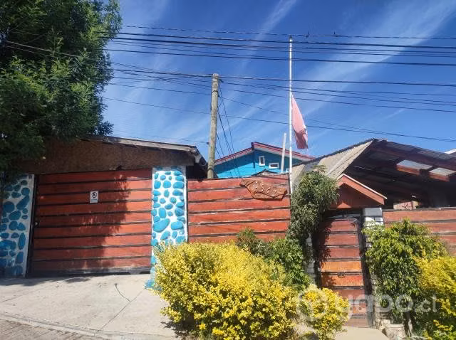 Vendo casa separada amplio terreno
