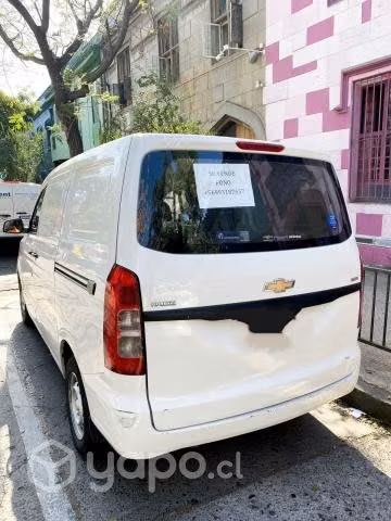 Furgon chevrolet n400 max unico dueño - Imagen 5