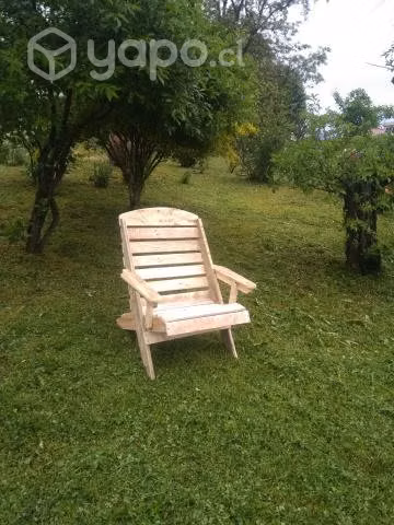 SILLÓN tipo ADIRONDACK