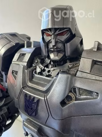 Estatua Megatron Transformers Prime 1
