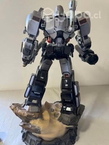 Estatua Megatron Transformers Prime 1