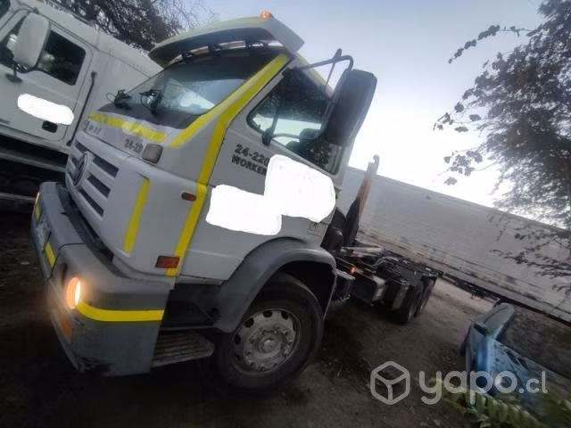 Camión Ampliroll Volkswagen 24.220 Año