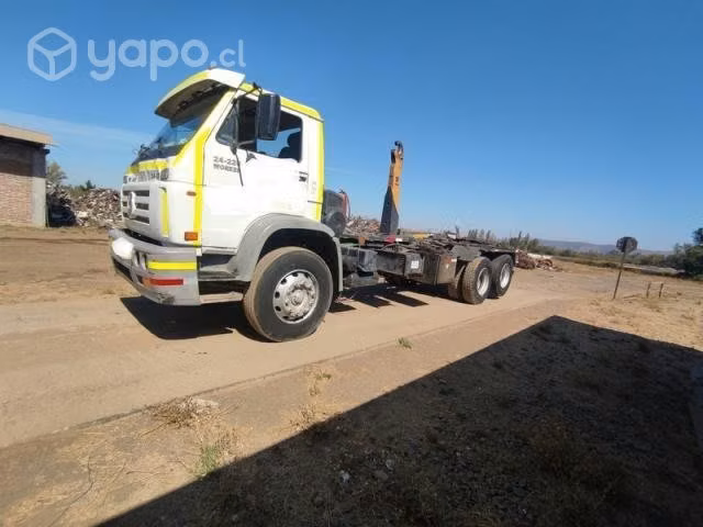 Camión Ampliroll Volkswagen 24.220 Año