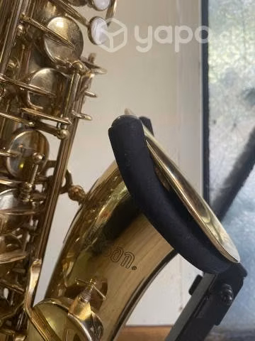 Saxofón Alto