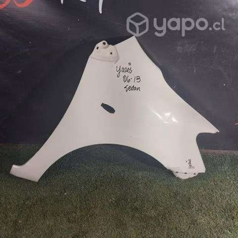 Tapabarro derecho toyota yaris 2006 2013 sedan