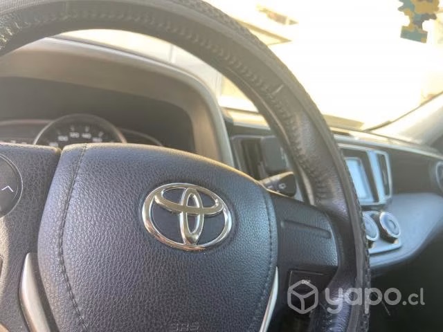 Toyota rav4 2.5 full año 2015 - Imagen 2