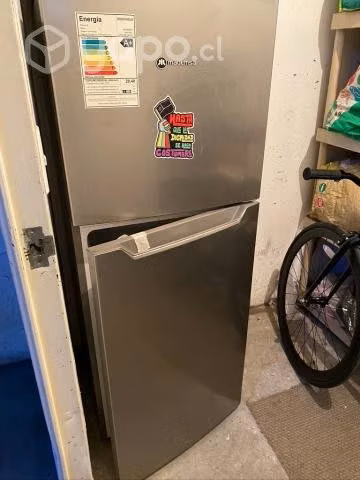 Refrigerador Mademsa Altus 1200