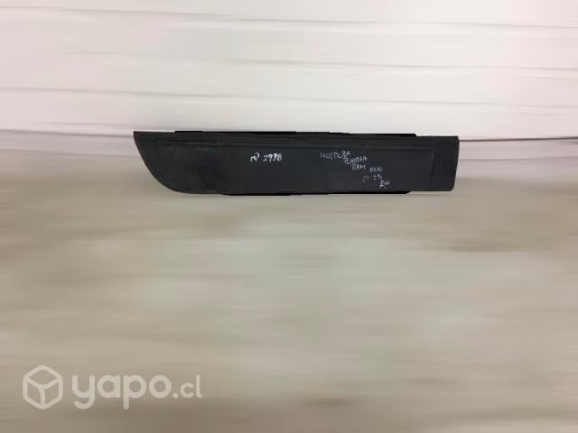 Moldura de puerta tras rh ram 1000 2021-2023