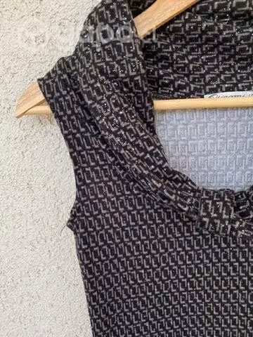 Vestido brillos con cuello tortuga
