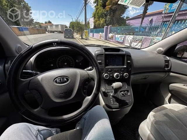 Kia Grand Carnival 2015