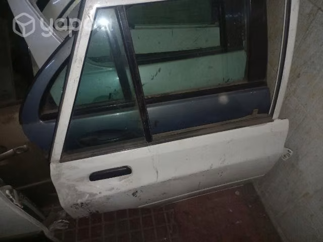Puerta trasera derecha kia pop prime 1999