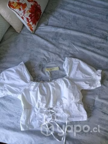 Polera blanca de mangas corta - Imagen 2
