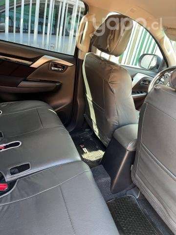 Mitsubishi montero 2018 - Imagen 5
