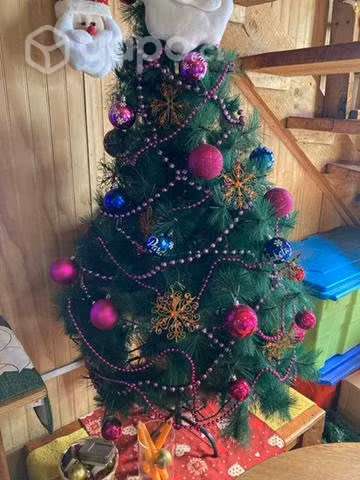 Árbol de navidad más accesorios