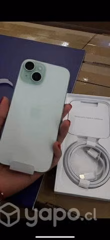 IPhone 15 verde