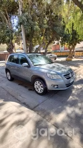 Volkswagen Tiguan 2009 AT