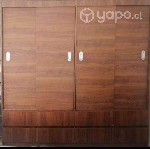 Closet Cic 4 puertas 8 cajones