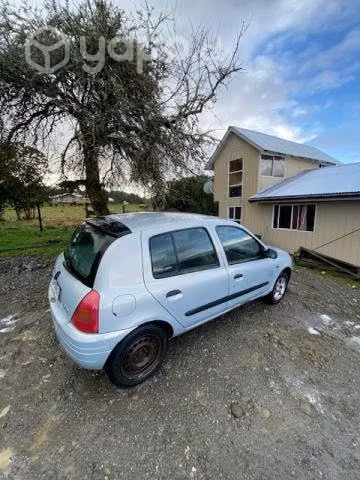 Renault clio 2003