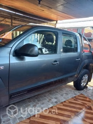 Volkswagen amarok 2014