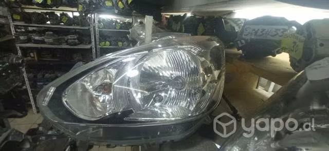 Ótico Mitsubishi Mirage desarmaduría