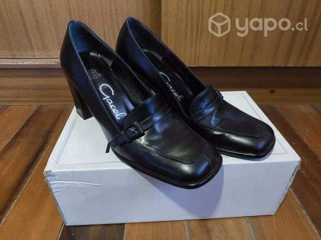 Zapato casual formal tacon semi alto Gacel, 5 USA