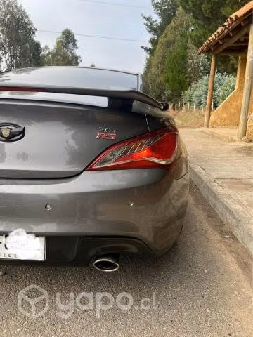 Hyundai genesis 2012