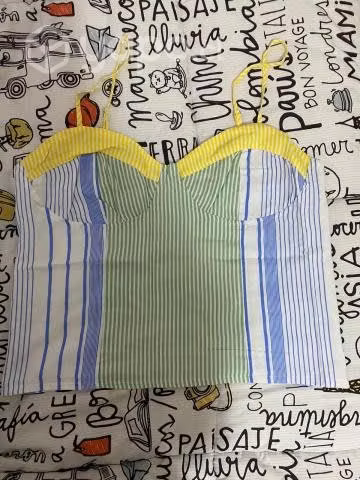 Top tricot muy buen estado XL