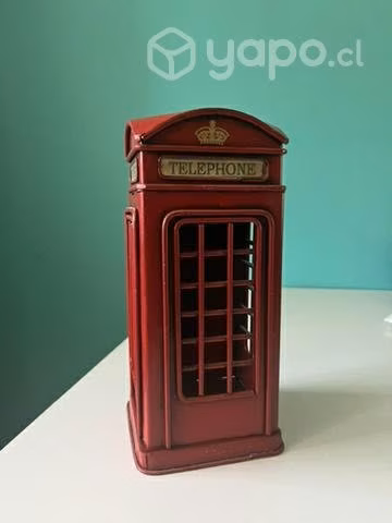 Alcancia de cabina telefónica Londres