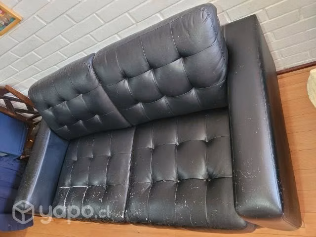 Sofa 2 cuerpos cuerina color negro