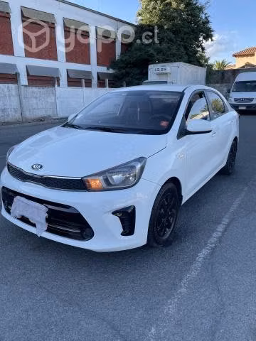 Auto kia soluto 2021