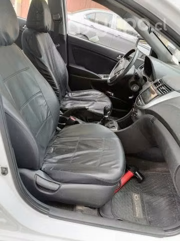 Hyundai accent 2019 - Imagen 4
