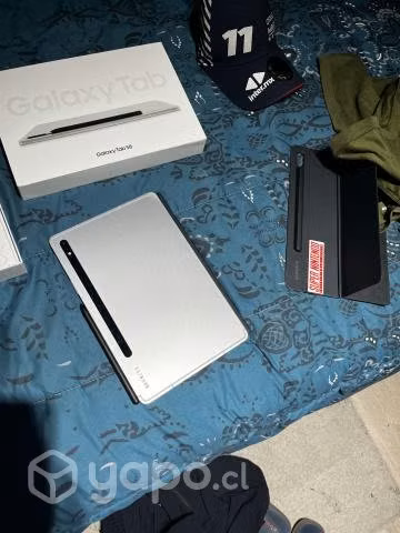 Samsung Galaxy Tab S8 plateado