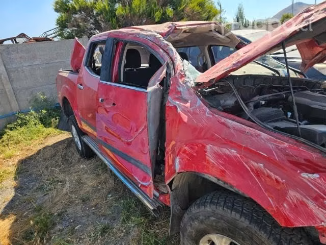 Vendo camioneta chocada