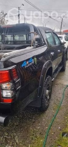 Vendo camioneta