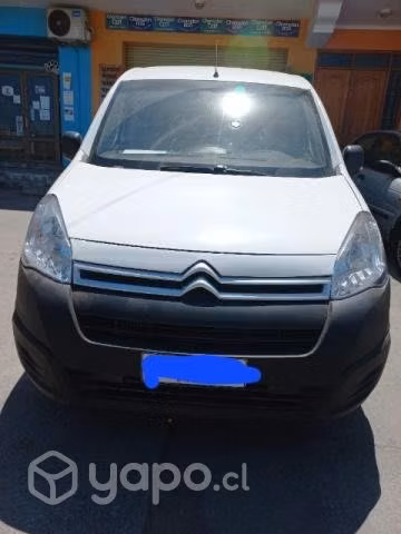 Vendo camioneta