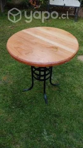 Mesa Redonda Madera y Fierro