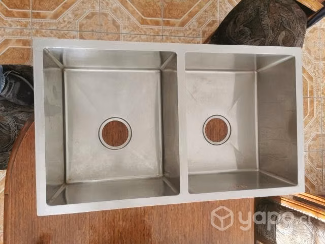 Lavaplatos empotrado de dos cuerpos