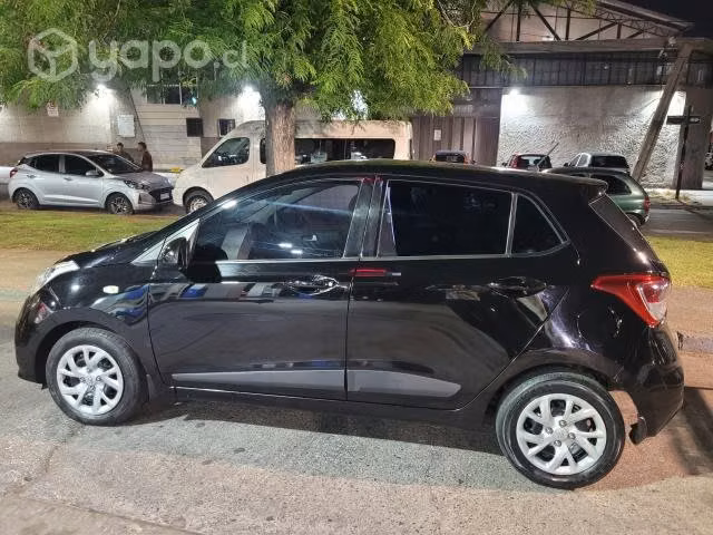 Vendo HYUNDAI I-10 2021 - Imagen 3