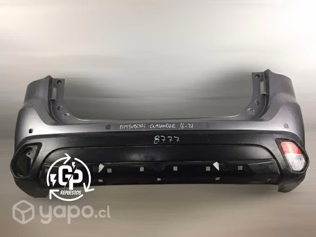 Parachoque trasero Mitsubishi outlander 2016-2021