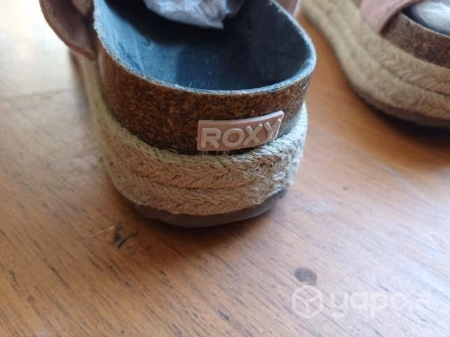 Sandalias marca ROXY - Imagen 2