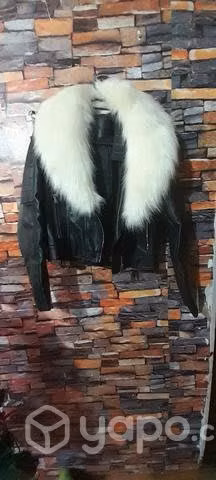Chaketa cuero