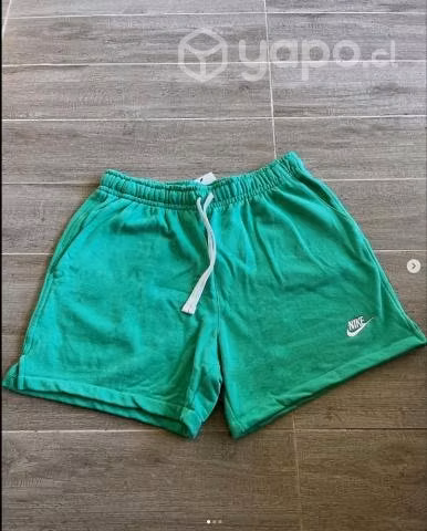Short Nike talla L
