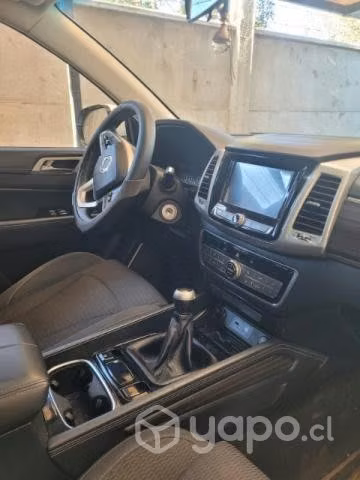 Ssangyong Rexton 2019 4x2 Diesel única dueña