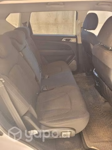 Ssangyong Rexton 2019 4x2 Diesel única dueña