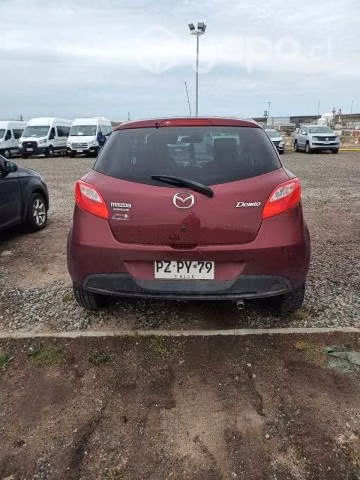 Vendo mazda demio 2012 1.3