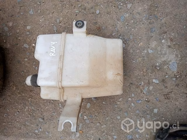 Toyota rav4 rav 4 2018 deposito agua limpiaparabri