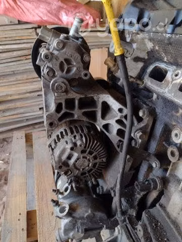 Motor jeep compás en desarmar - Imagen 3