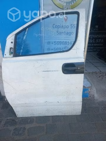 Puerta delantera izquierda hyundai h1 2010